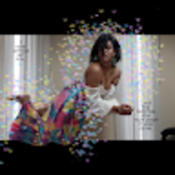 Meet your Posher, Tahira - Picture 1 of 1